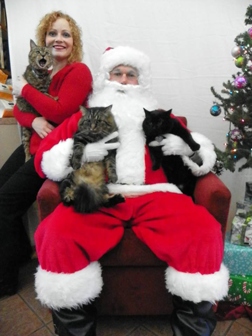 FREE Pet Picture with Santa